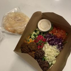 Bonapita - Chopped Salad Black Bean & Beets Falafel (8ea) (Pan) Classic Falafel