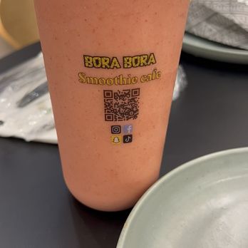 Bora Bora Smoothie Cafe - Strawberry mango smoothie - Creperies Near Me - Brooklyn, New York