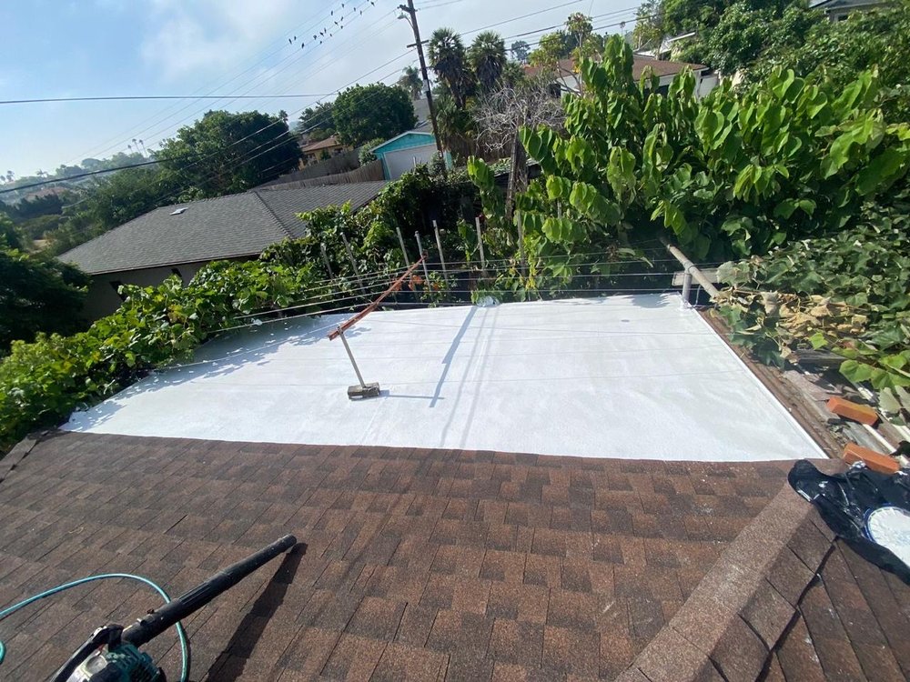 Slide of SD Supreme Roofing Services