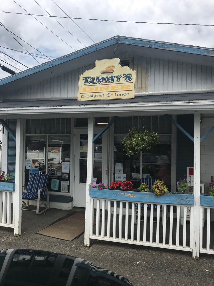 TAMMY’S DINER 11 Photos & 61 Reviews 2 E Loudoun St, Round Hill, VA