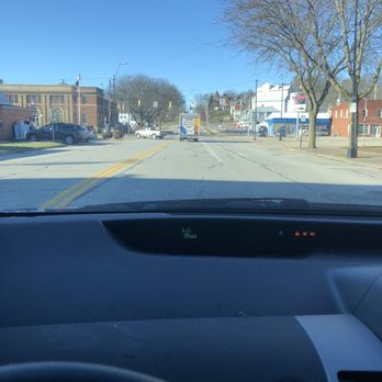 Grubb Movers - Following them in town - Movers Near Me