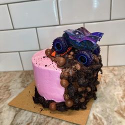 Coco's Cakes, Sweets & Treats