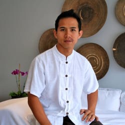 Love Thai Massage Therapy - License massage therapist. Well-trained and professional.