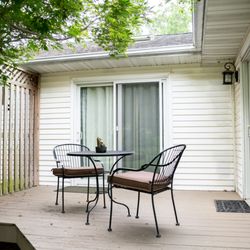Meadow Gardens Bed and Breakfast - one of 3 decks to enjoy