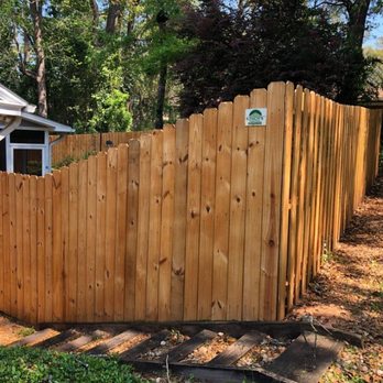 Lynch's Fencing - Fences & Gates Near Me Lynch's Fencing - Fences & Gates Near Me