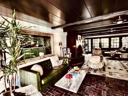 Del Rey at Villa Royale by null