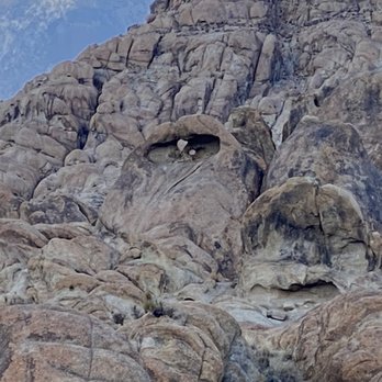 Alabama Hills Recreation Area - Heart shaped rock - Parks Near Me - Lone Pine, California