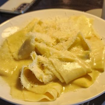 Tre Vele - Cacio e pepe - Italian Near Me - Sandy Springs, Georgia Tre Vele - Cacio e pepe - Italian Near Me - Sandy Springs, Georgia