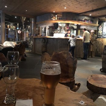 Ægir Bryggeri - Bar downstairs - Breweries Near Me - Flåm, 14 Ægir Bryggeri - Bar downstairs - Breweries Near Me - Flåm, 14