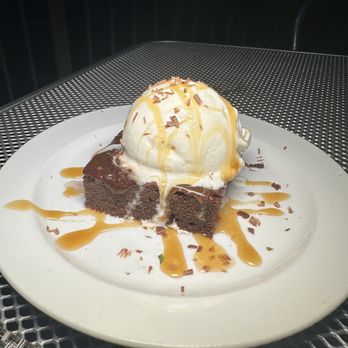 South Fin Grill - Brownie - Seafood Near Me - Staten Island, New York South Fin Grill - Brownie - Seafood Near Me - Staten Island, New York