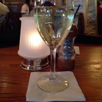 Stillwater Grill Brighton - Nice pour for Crossings Saviugnon Blanc 9.00 glass - Seafood Near Me - Brighton, Michigan Stillwater Grill Brighton - Nice pour for Crossings Saviugnon Blanc 9.00 glass - Seafood Near Me - Brighton, Michigan