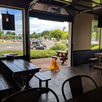 Bangers & Brews Eugene - German Near Me - Eugene, Oregon