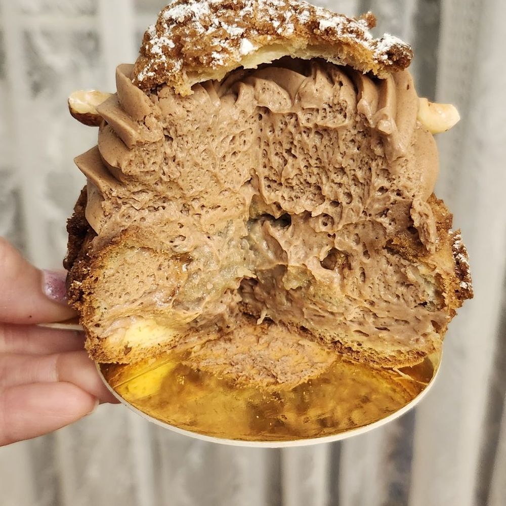 Pourquoi Pas - Hazelnut roasted banana choux - Bakeries Near Me - Coquitlam, British Columbia