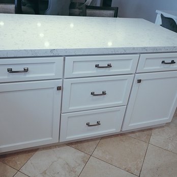 SVW Designs - Quartz countertop and cabinetry with knobs/pulls - General Contractors Near Me - Salinas, California