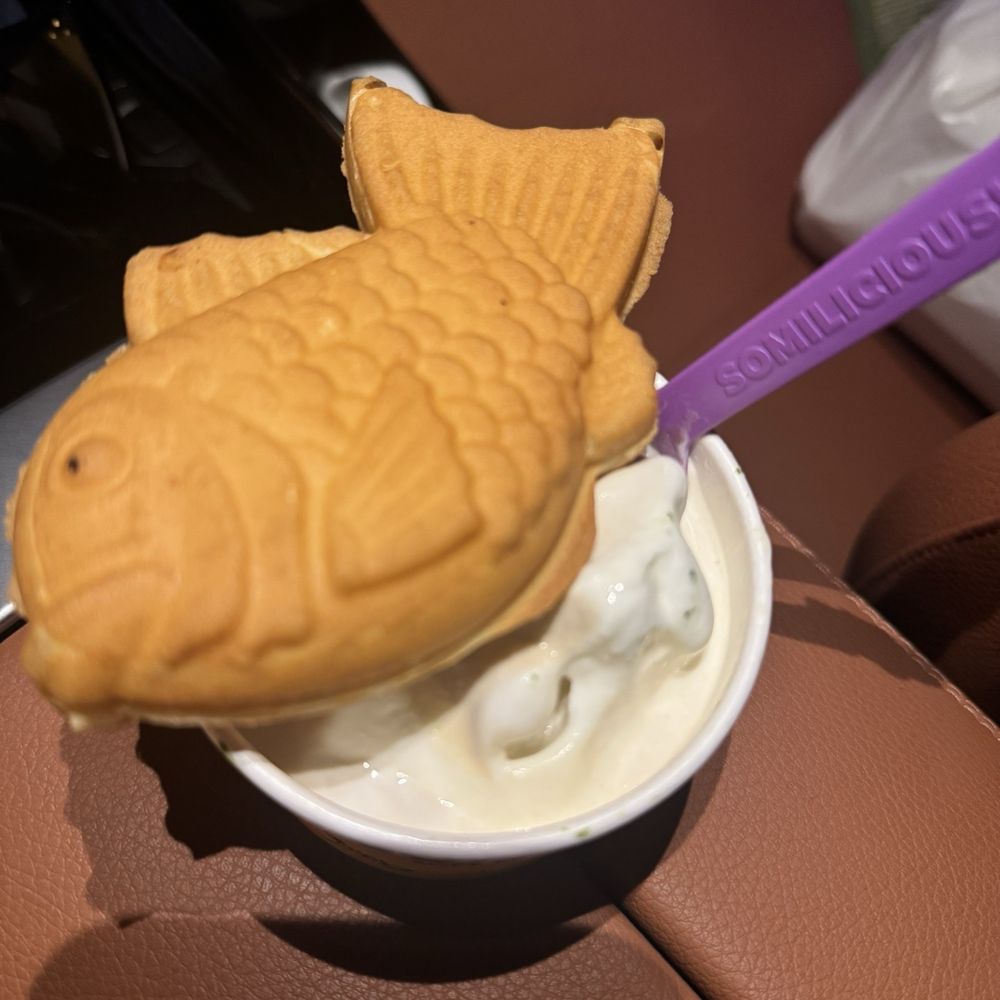 Somisomi - Somisomi soft serve and taiyaki - Desserts Near Me - Temecula, California Somisomi - Somisomi soft serve and taiyaki - Desserts Near Me - Temecula, California