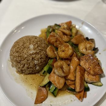 Sugami - Salmon Hibachi & Shrimp w/ fried rice & veggies - Sushi Bars Near Me - Myrtle Beach, South Carolina