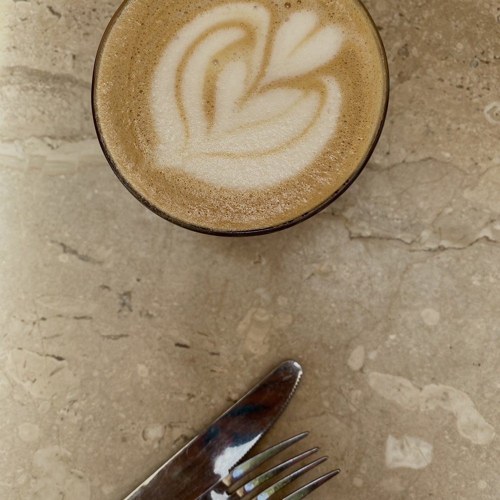 Great White - Latte - Regular (8oz) - Cafes Near Me - Los Angeles, California Great White - Latte - Regular (8oz) - Cafes Near Me - Los Angeles, California