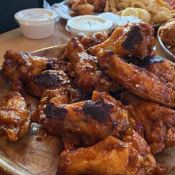 Hooters - Fa - Sports Bars Near Me - Schaumburg, Illinois Hooters - Fa - Sports Bars Near Me - Schaumburg, Illinois