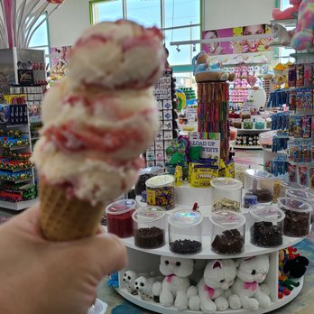 Sugar Kingdom - Chocolatiers & Shops Near Me - Kill Devil Hills, North Carolina