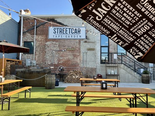 Streetcar Taps & Garden by null