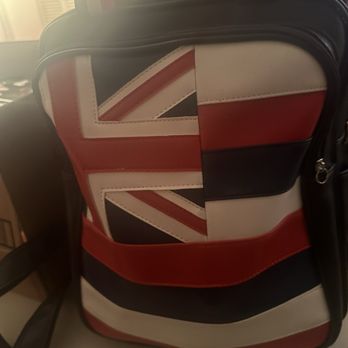 No'eau Designers - The bag i am reviewing which has been used for less than 2 weeks but both pull tabs have already came off. - Jewelry Near Me - Kapolei, Hawaii