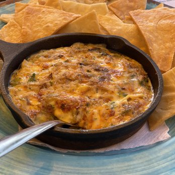 LuLu's Destin - Crazy Sista's Crab Dip - Seafood Near Me - Destin, Florida