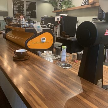 Big Shoulders Coffee - Coffee Roasteries Near Me - Chicago, Illinois