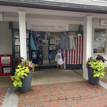 Edgartown Visitor Center - Bus Stations Near Me - Edgartown, Massachusetts Edgartown Visitor Center - Bus Stations Near Me - Edgartown, Massachusetts