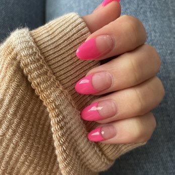 Elite Nails & Spa - Thick hot pink French tip Refill - Nail Salons Near Me - Humble, Texas