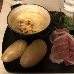 Restaurant l'Ecuelle - Cocotte de Reblochon