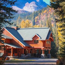 Island Lake Lodge - Fall colours.