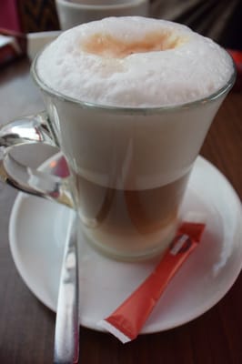 L'Elephant Du Nil by null