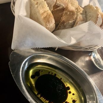 Fabio On Fire - Complimentary bread with Olive oil & vinegar - Pizza Near Me - Peoria, Arizona
