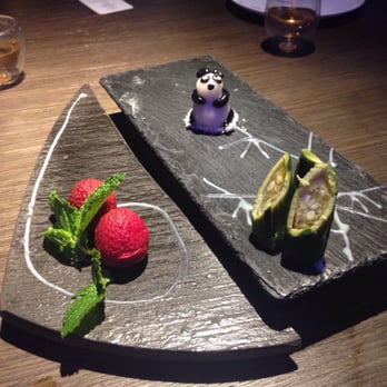 大都淮揚 - Cute dessert but didn't taste that great - Chinese Near Me - Hong Kong, HK