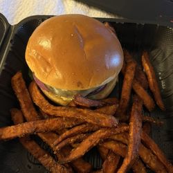 Recovery Sports Grill - Burger with cold mushy sweet potato fries that additionally cost an extra two dollars since they weren't regular fries