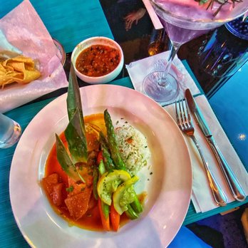 Perla Azul - Salmon and vegetable dish, with Lavanda drink. - Seafood Near Me - La Habra, California