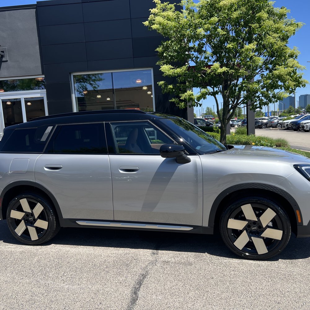 Patrick BMW - Mini Cooper Countryman All4 S - Car Dealers Near Me - Schaumburg, Illinois