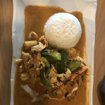 Thai Time - Panang Curry Lunch with Chicken. - Ohmygosh my favorite curry right now. The lime and lemongrass flavors are amazing together. - Thai Near Me - Worcester, Massachusetts
