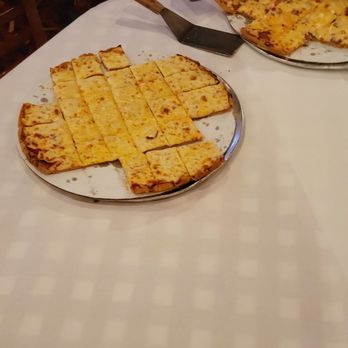 Chicago Pizza Tours - Sampling thin crust - Tours Near Me - Chicago, Illinois Chicago Pizza Tours - Sampling thin crust - Tours Near Me - Chicago, Illinois