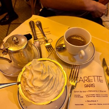 Carette - Carette hot chocolate with whipped cream - Tea Rooms Near Me - Paris, 75