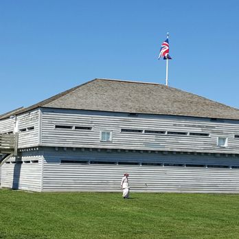 Fort George - Landmarks & Historical Buildings Near Me - Niagara-on-the-Lake, Ontario Fort George - Landmarks & Historical Buildings Near Me - Niagara-on-the-Lake, Ontario