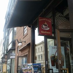 Cafe Neuhaus