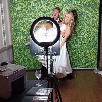 321 Photo Booth - Photo Booth Rentals Near Me