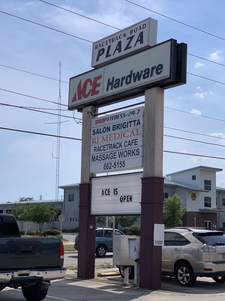 RACETRACK ACE HARDWARE Updated August 2024 234 Racetrack Rd NE