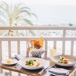 The Loft - Brunch on ocean view patio