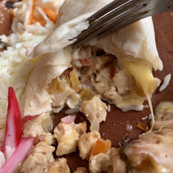 La Lomita - Chichen burrito. Excelente! - Seafood Near Me - Isla Mujeres, ROO La Lomita - Chichen burrito. Excelente! - Seafood Near Me - Isla Mujeres, ROO