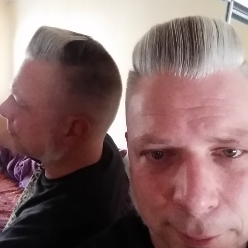 Oscar's Barber Shop - Psychobilly quiff by Oscar. - Barbers Near Me - Burbank, California Oscar's Barber Shop - Psychobilly quiff by Oscar. - Barbers Near Me - Burbank, California