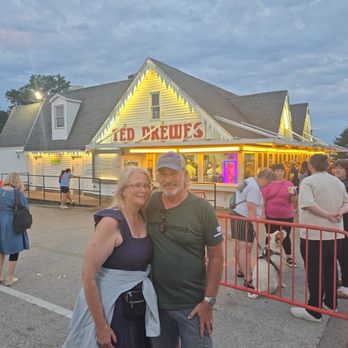 Ted Drewes Frozen Custard - Outside - Ice Cream & Frozen Yogurt Near Me - Saint Louis, Missouri Ted Drewes Frozen Custard - Outside - Ice Cream & Frozen Yogurt Near Me - Saint Louis, Missouri