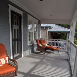 Hemingway House - Every room has a balcony