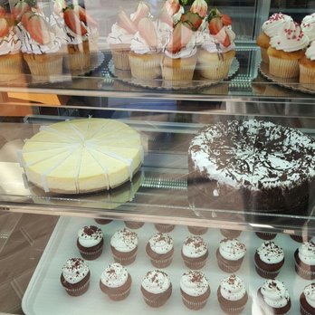 Sunrise Donuts & Bakery - Donuts Near Me - La Habra, California